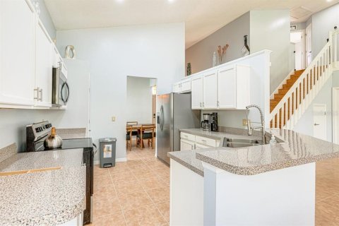 Casa en venta en Davenport, Florida, 5 dormitorios, 210.8 m2 № 2120719 - foto 11
