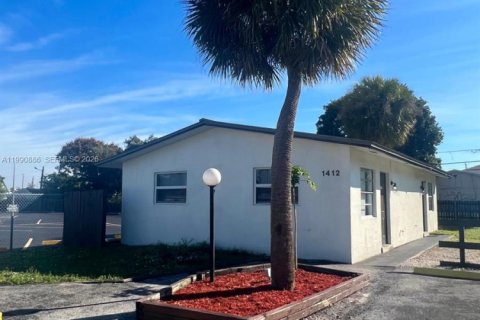 Casa en alquiler en Fort Lauderdale, Florida, 1 dormitorio, 95.22 m2 № 2058048 - foto 6