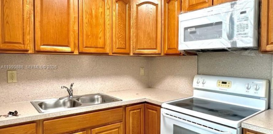 Casa en Fort Lauderdale, Florida 1 dormitorio, 95.22 m2 № 2058048