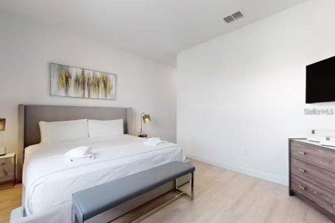 Touwnhouse à louer à Davenport, Floride: 4 chambres, 155.24 m2 № 2413716 - photo 16