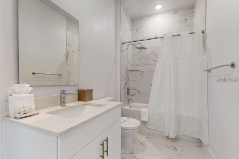 Touwnhouse à louer à Davenport, Floride: 4 chambres, 155.24 m2 № 2413716 - photo 21