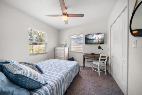 Villa ou maison à louer à Dunedin, Floride: 2 chambres, 102.66 m2 № 2106987 - photo 13