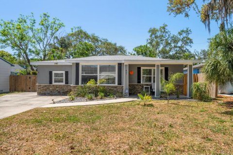 Villa ou maison à Dunedin, Floride 2 chambres, 102.66 m2 № 2106987