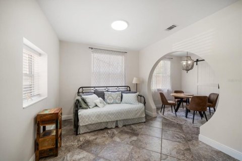 Villa ou maison à louer à Dunedin, Floride: 2 chambres, 102.66 m2 № 2106987 - photo 7