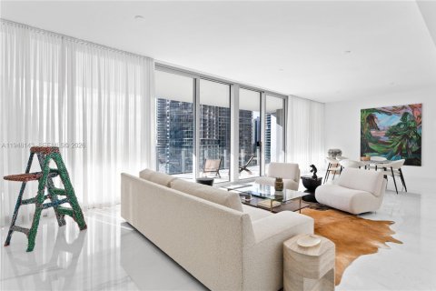 Condo in Miami, Florida, 3 bedrooms  № 2026690 - photo 13