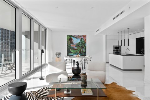 Condo in Miami, Florida, 3 bedrooms  № 2026690 - photo 9