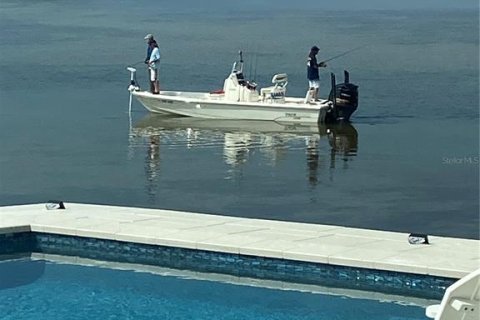 House in New Port Richey, Florida 3 bedrooms, 297.38 sq.m. № 1793895 - photo 16