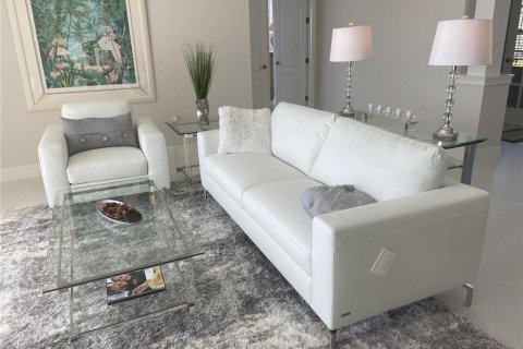 House in New Port Richey, Florida 3 bedrooms, 297.38 sq.m. № 1793895 - photo 3