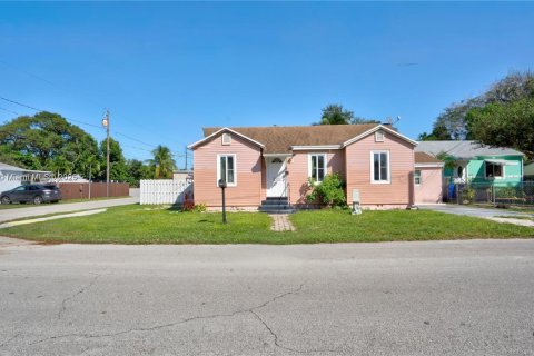 Land in Hollywood, Florida № 1969323 - photo 7