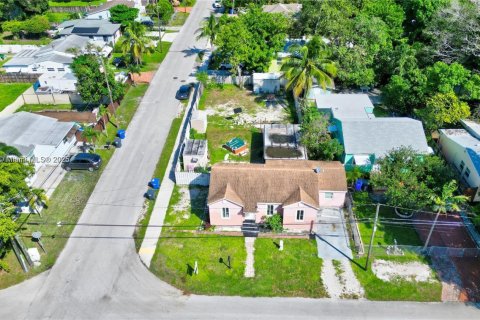 Land in Hollywood, Florida № 1969323 - photo 2