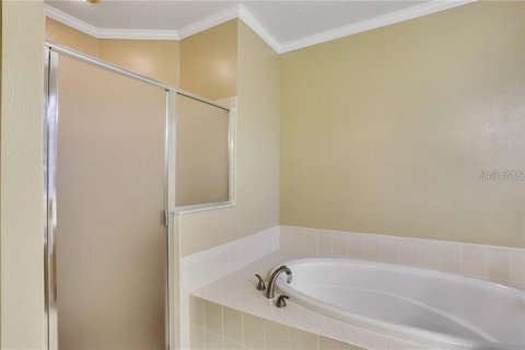House in Tampa, Florida 5 bedrooms, 329.52 sq.m. № 2157770 - photo 18