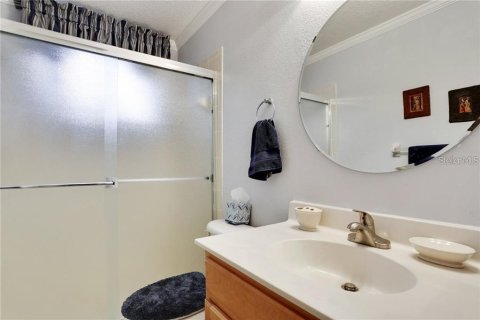 House in Tampa, Florida 5 bedrooms, 329.52 sq.m. № 2157770 - photo 17