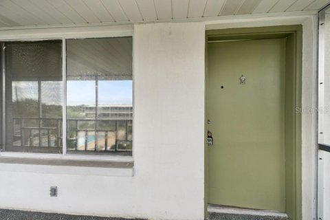 Condo in Winter Haven, Florida, 2 bedrooms  № 1821424 - photo 3
