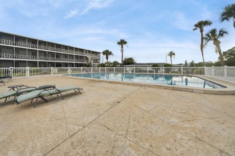 Condo in Winter Haven, Florida, 2 bedrooms  № 1821424 - photo 19