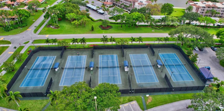 Condominio en Delray Beach, Florida, 2 dormitorios  № 1226711