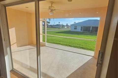 Appartement à louer à Cape Coral, Floride: 2 chambres, 125.79 m2 № 2383908 - photo 10