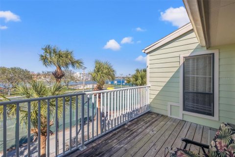 Touwnhouse à vendre à Treasure Island, Floride: 3 chambres, 197.88 m2 № 1574359 - photo 28