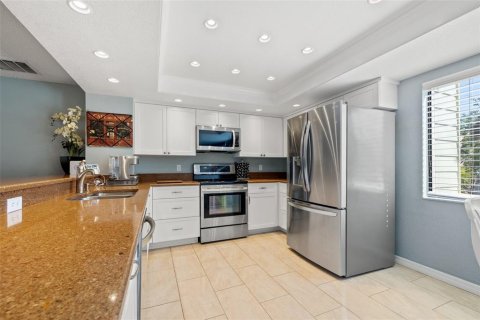 Touwnhouse à vendre à Treasure Island, Floride: 3 chambres, 197.88 m2 № 1574359 - photo 20