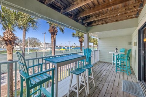 Touwnhouse à vendre à Treasure Island, Floride: 3 chambres, 197.88 m2 № 1574359 - photo 4
