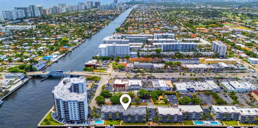 Condo in Fort Lauderdale, Florida, 2 bedrooms № 1878993