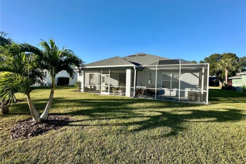 House in Winter Haven, Florida 3 bedrooms, 195.75 sq.m. № 1876593 - photo 30
