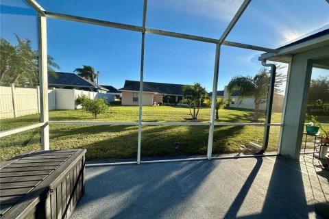 House in Winter Haven, Florida 3 bedrooms, 195.75 sq.m. № 1876593 - photo 29