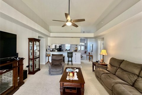 House in Winter Haven, Florida 3 bedrooms, 195.75 sq.m. № 1876593 - photo 11