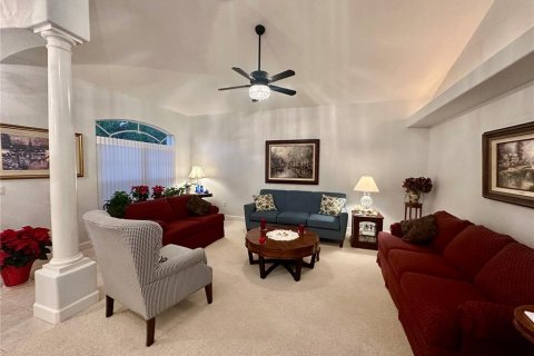 House in Winter Haven, Florida 3 bedrooms, 195.75 sq.m. № 1876593 - photo 3