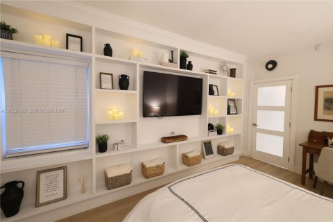 Villa ou maison à louer à Miami, Floride: 2 chambres, 105.54 m2 № 2273401 - photo 22