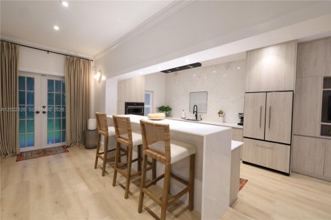 Villa ou maison à louer à Miami, Floride: 2 chambres, 105.54 m2 № 2273401 - photo 8