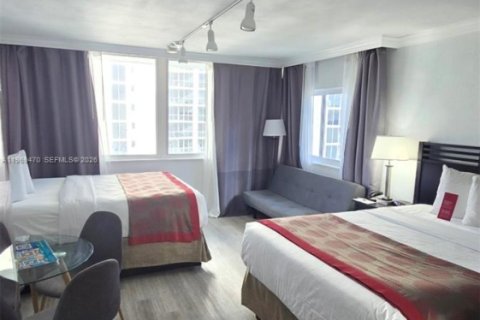 Studio à Condo à Sunny Isles Beach, Floride  № 2079395