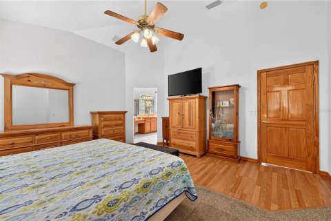 Купить виллу или дом в Эджуотер, Флорида 8 комнат, 250.74м2, № 2227194 - фото 25