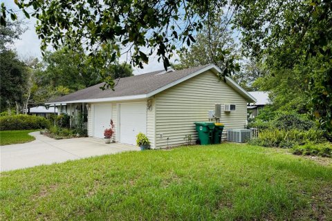 House in DeLand, Florida 2 bedrooms, 129.32 sq.m. № 1769052 - photo 17