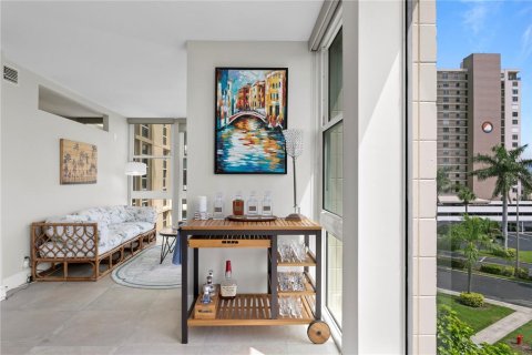 Condo in South Pasadena, Florida, 1 bedroom  № 1838254 - photo 25