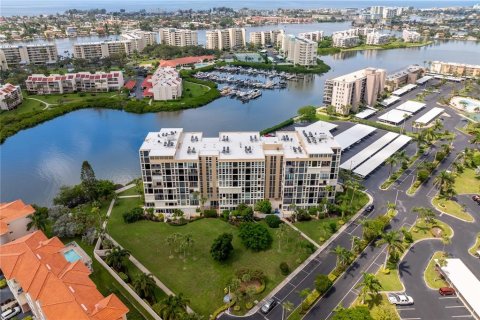 Condo in South Pasadena, Florida, 1 bedroom  № 1838254 - photo 5