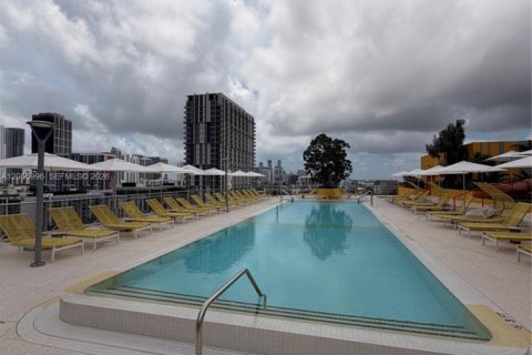 Condo in Miami, Florida  № 2172784 - photo 11
