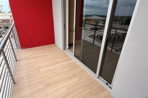 Condo in Miami, Florida  № 2172784 - photo 10