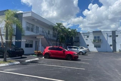 Condo à Hallandale Beach, Floride, 1 chambre № 2339865