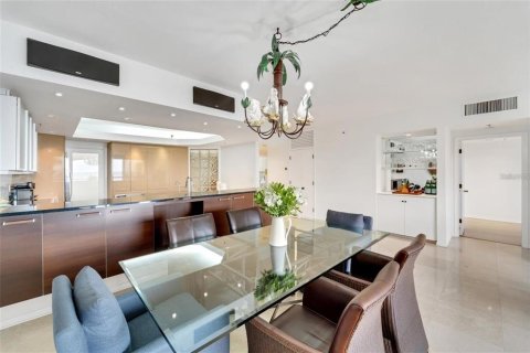 Condo in Longboat Key, Florida, 3 bedrooms  № 1725726 - photo 16