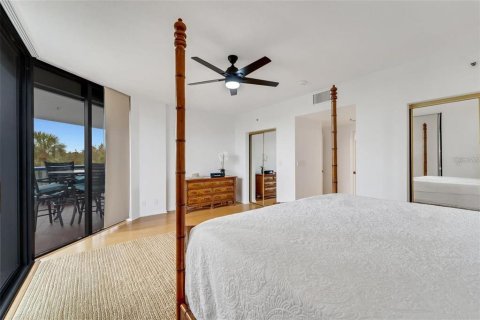 Condo in Longboat Key, Florida, 3 bedrooms  № 1725726 - photo 21