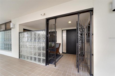Condo in Longboat Key, Florida, 3 bedrooms  № 1725726 - photo 6