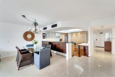 Condo in Longboat Key, Florida, 3 bedrooms  № 1725726 - photo 15