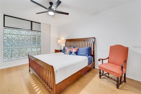 Condo in Longboat Key, Florida, 3 bedrooms  № 1725726 - photo 29