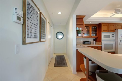 Condo in Sarasota, Florida, 2 bedrooms  № 931224 - photo 29