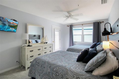 Condo in Sarasota, Florida, 2 bedrooms  № 931224 - photo 30
