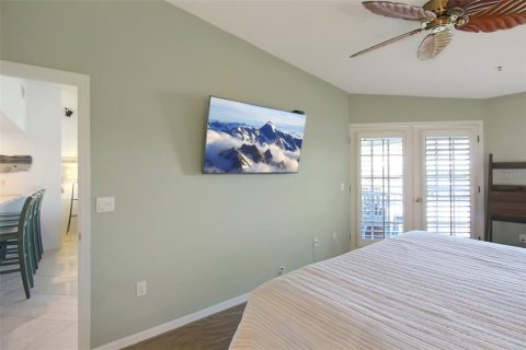 Condo in Sarasota, Florida, 2 bedrooms  № 931224 - photo 24