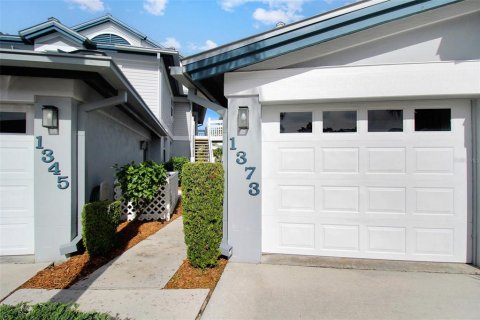 Condo in Sarasota, Florida, 2 bedrooms  № 931224 - photo 2