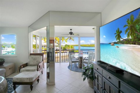 Condo in Sarasota, Florida, 2 bedrooms  № 931224 - photo 18