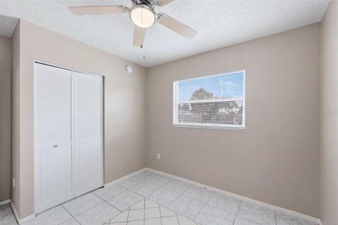 Duplex à vendre à Sarasota, Floride: 4 chambres, 111.39 m2 № 2101903 - photo 21
