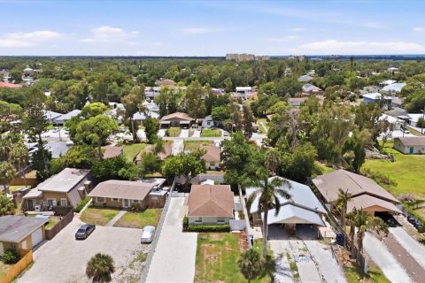Duplex à vendre à Sarasota, Floride: 4 chambres, 111.39 m2 № 2101903 - photo 5